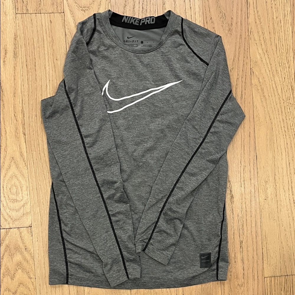 Bundle: Nike Boys Black and Gray Long Sleeve Tees - Picture 6 of 8